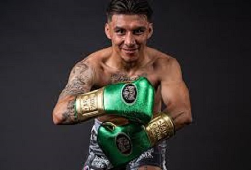 Francisco Chihuas Rodríguez de frente