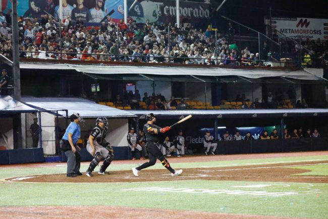 Guerreros de Oaxaca vs. Piratas de Campeche, 2o juego 2o play off, ventaja Guerreros 2-0, 8×7, del 210821 en Oaxaca
