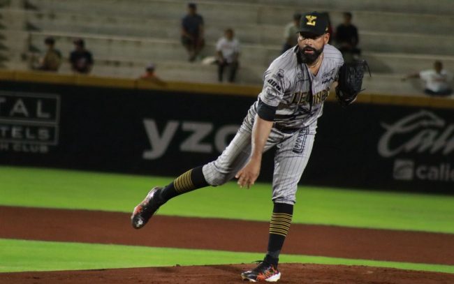 Leones de Yucatán vs. Tigres de Quintana Roo, juego 90, 1o de la serie, 10×2, 1 del 050825 en Cancún, César Valdez, abridor y ganador, se puso 7-5