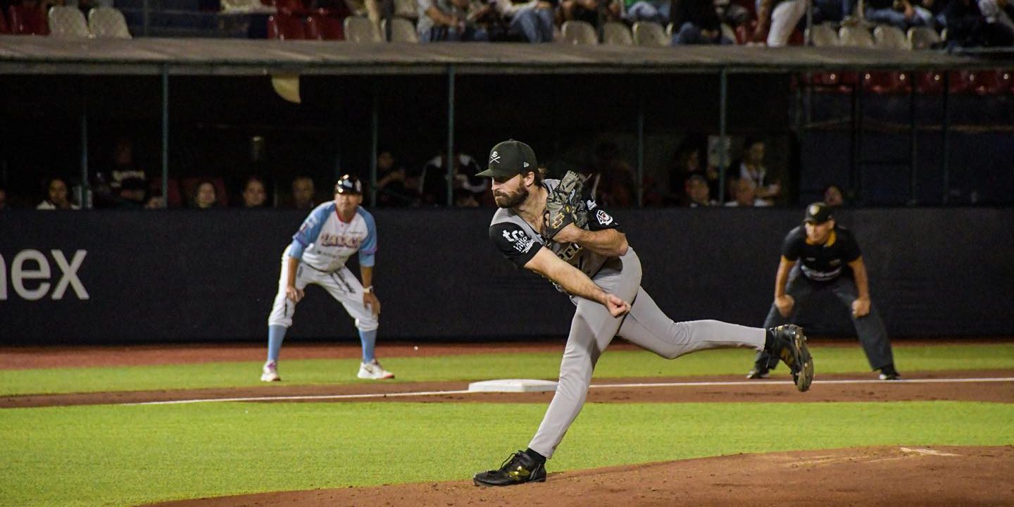Piratas de Campeche vs. Guerreros de Oaxaca, 6o juego 2o play off, serie empatada 3-3, 5×3, 1 del 270825 en Oaxaca, Miller Hogan, abridor y ganador