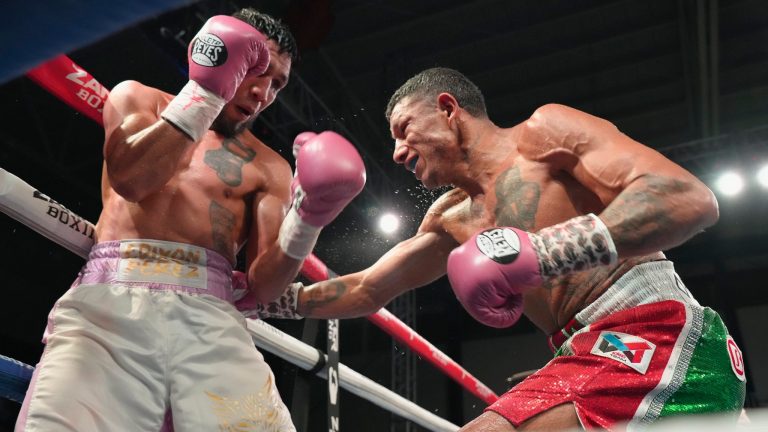 Miguel Berchelt vs. Edixon pérez gkot 8 del 111025 en Reynosa